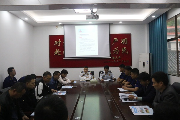 武陵源区消防救援大队开展乡（街道）专职消防队业务技能培训