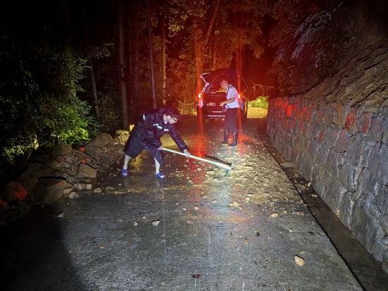 【防汛进行时】锣鼓塔街道闻“汛”而动 筑牢安全堤