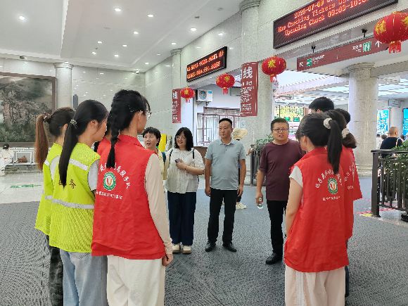 张管局：搭建外语人才培养实践平台 助推景区入境游服务提质