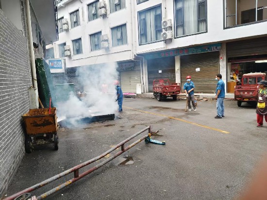 武陵源区：全域联动防“两热”  洁净家园护平安